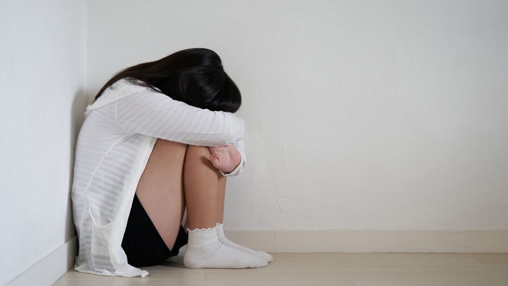 落ち込んでいる女子中学生